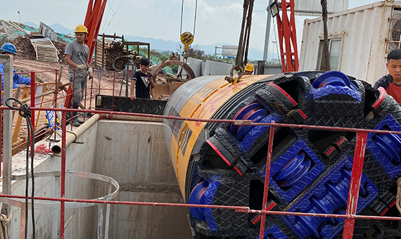 重慶軌道交通四號線二期工程桐梓林主變電所外線頂管工程